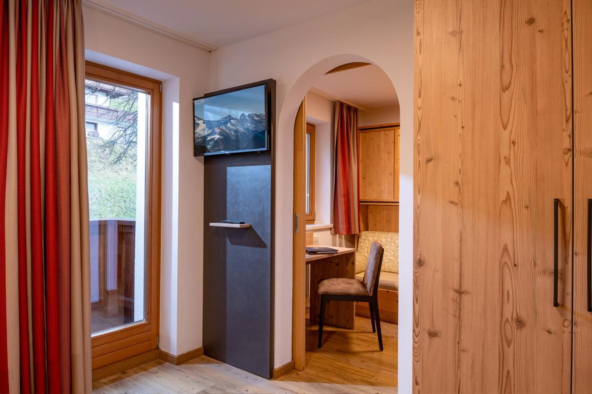 Das Sonnleiten Ski- Und Motorradhotel Bruck Im Zillertal Bruck am Ziller Eksteriør billede