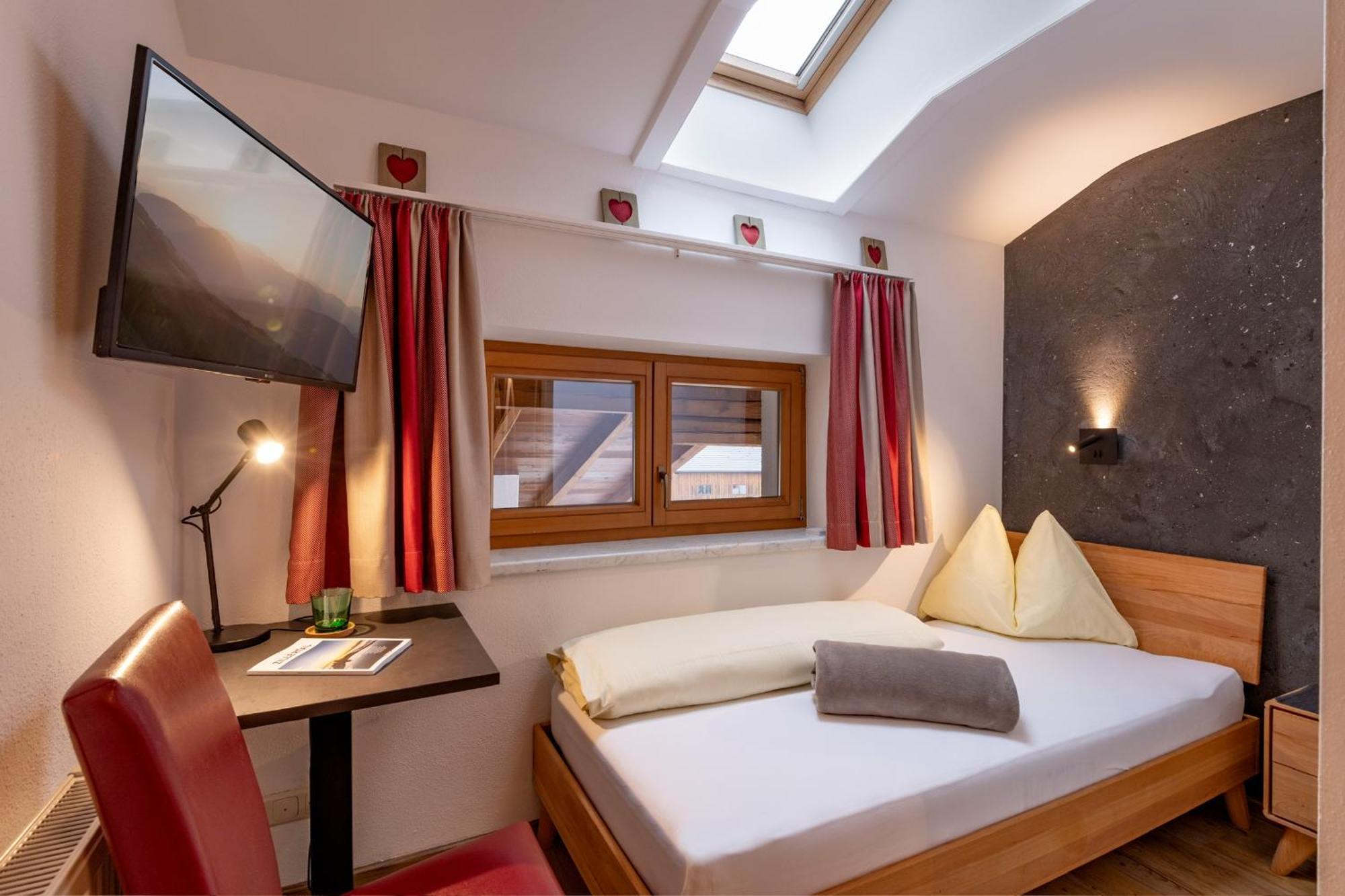 Das Sonnleiten Ski- Und Motorradhotel Bruck Im Zillertal Bruck am Ziller Eksteriør billede