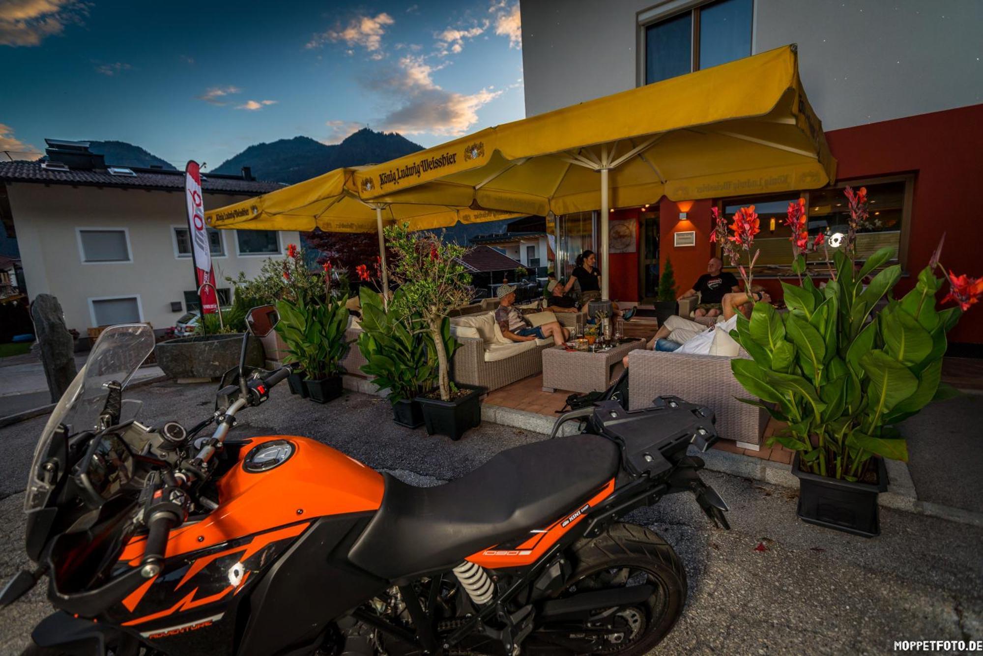 Das Sonnleiten Ski- Und Motorradhotel Bruck Im Zillertal Bruck am Ziller Eksteriør billede