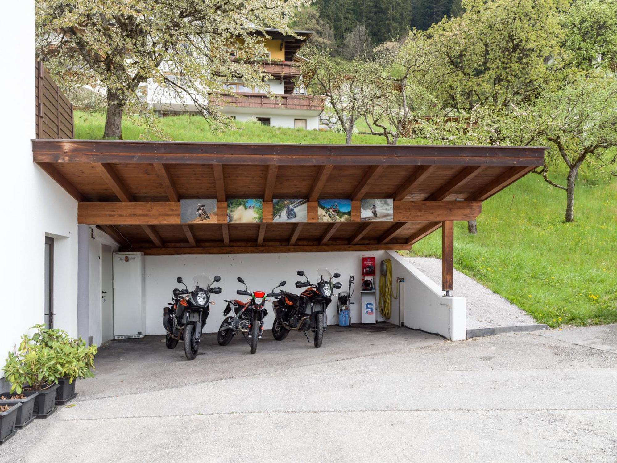 Das Sonnleiten Ski- Und Motorradhotel Bruck Im Zillertal Bruck am Ziller Eksteriør billede
